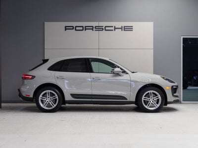 2025 Porsche Macan Macan