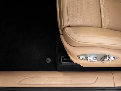 2025 Porsche Macan Macan