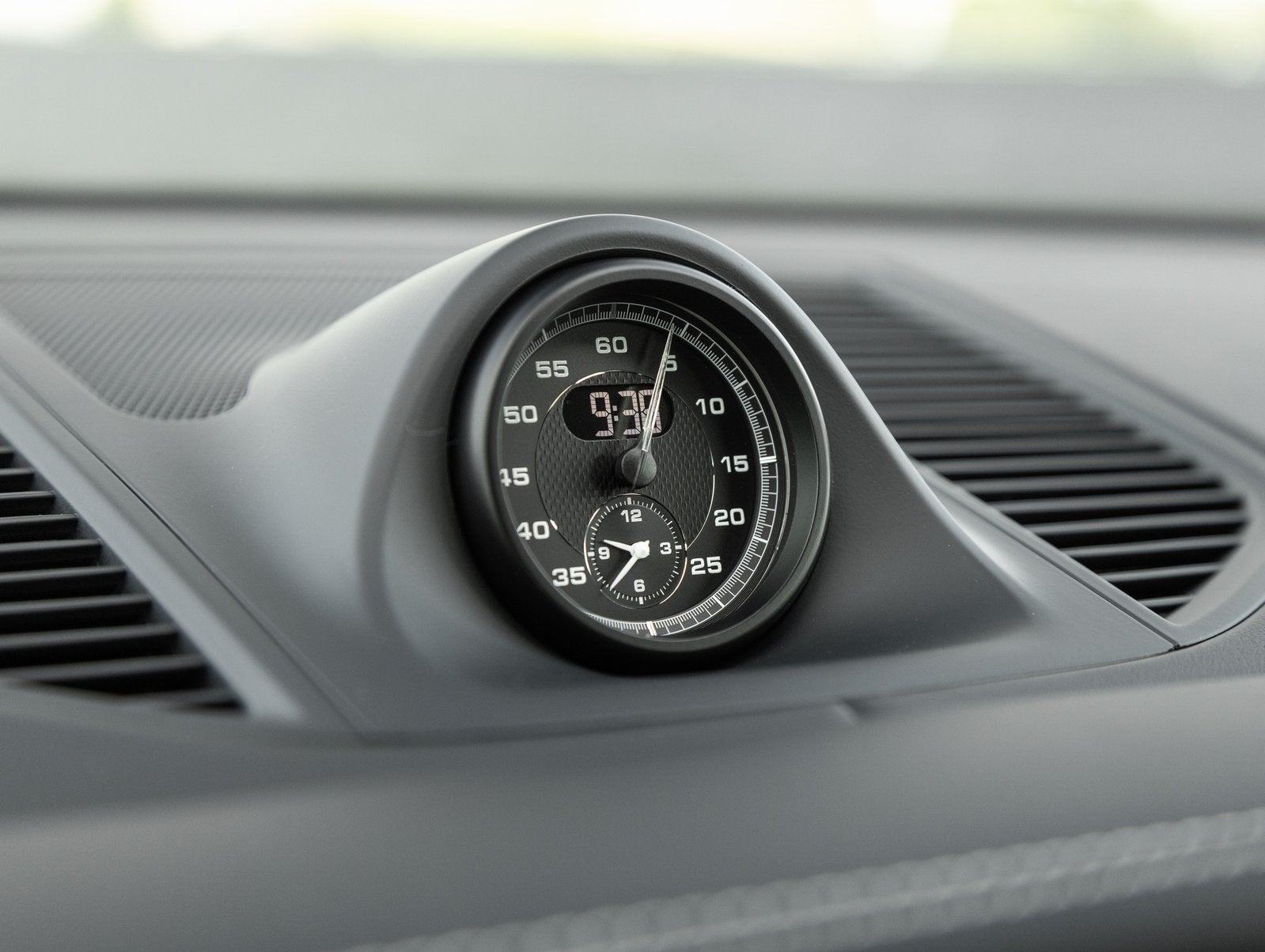 2025 Porsche Macan Macan T