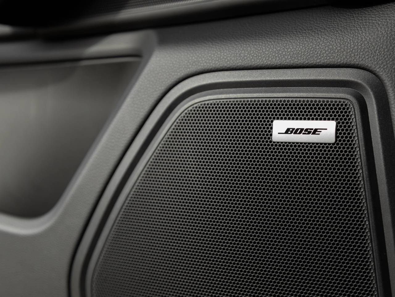 2025 Porsche Macan Macan T