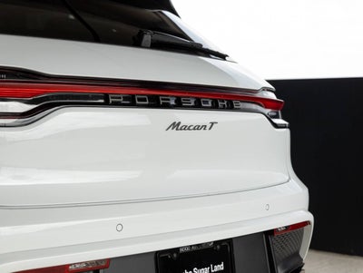 2025 Porsche Macan Macan T