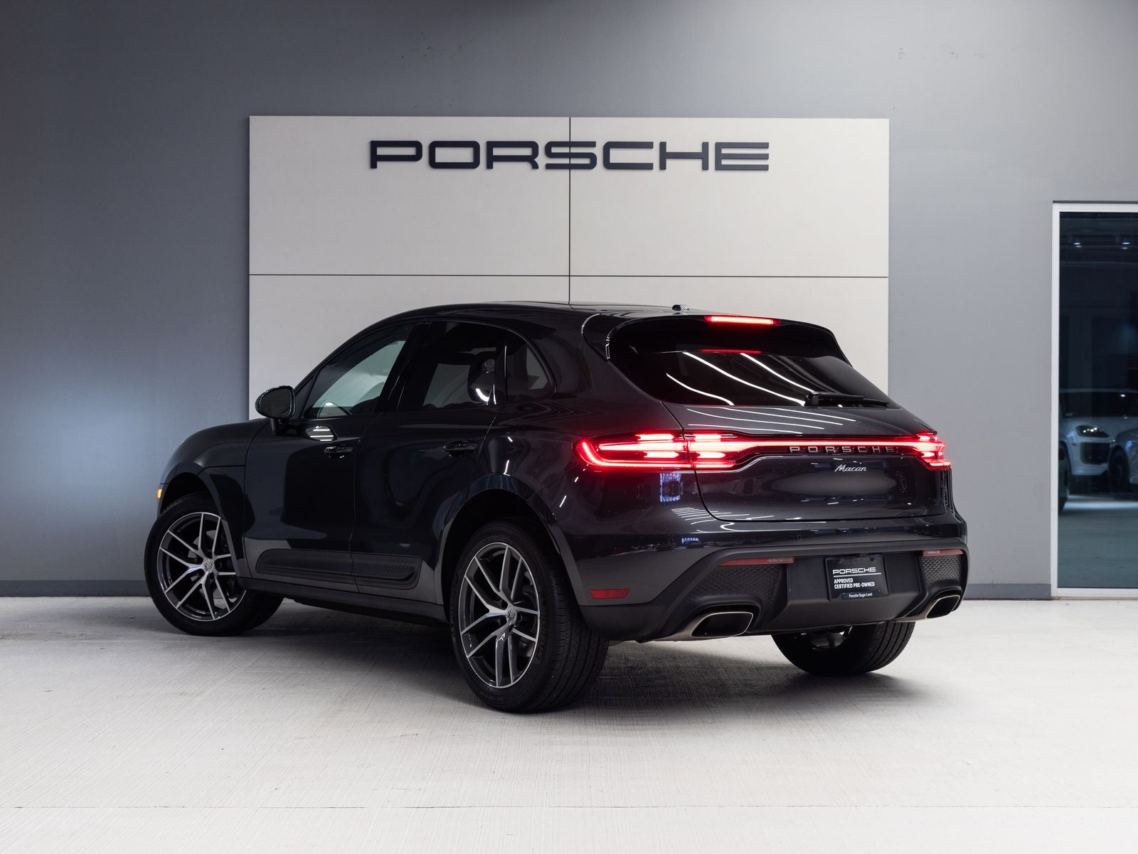 2026 Porsche Macan Macan
