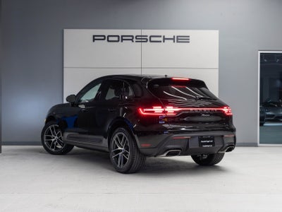 2026 Porsche Macan Macan