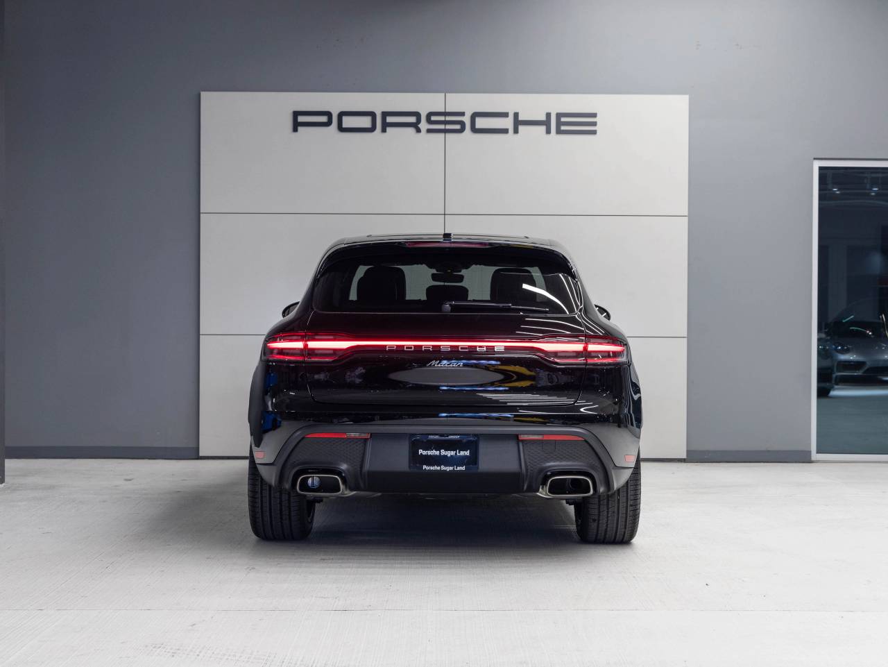 2026 Porsche Macan Macan