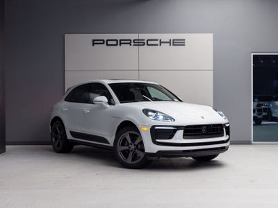 2026 Porsche Macan AWD