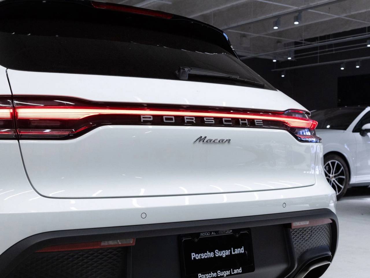 2026 Porsche Macan AWD
