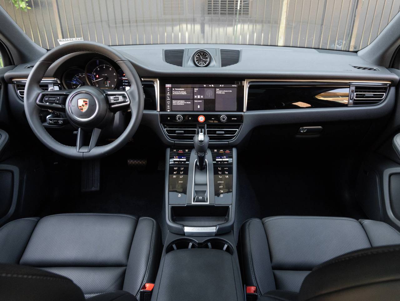 2026 Porsche Macan AWD