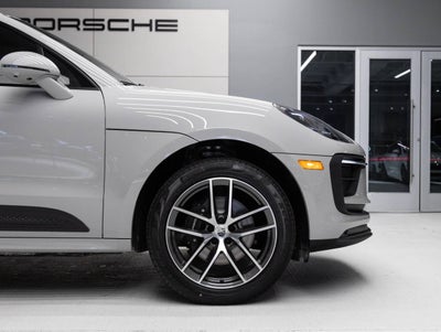 2026 Porsche Macan Macan