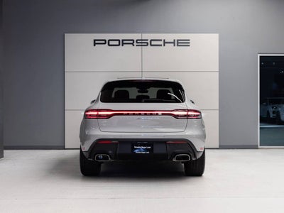2026 Porsche Macan Macan