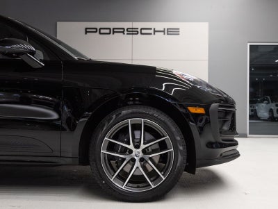 2026 Porsche Macan Macan