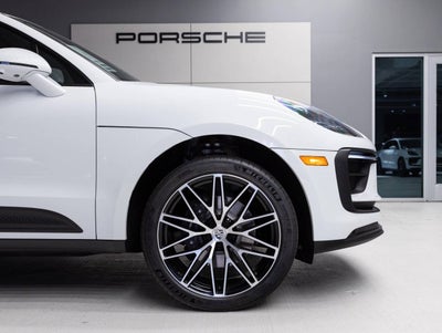 2026 Porsche Macan Macan