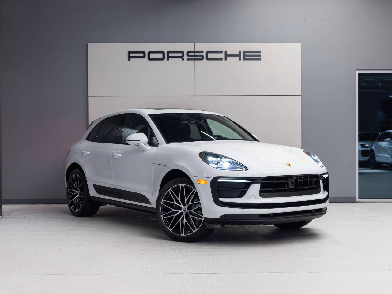 2026 Porsche Macan Macan