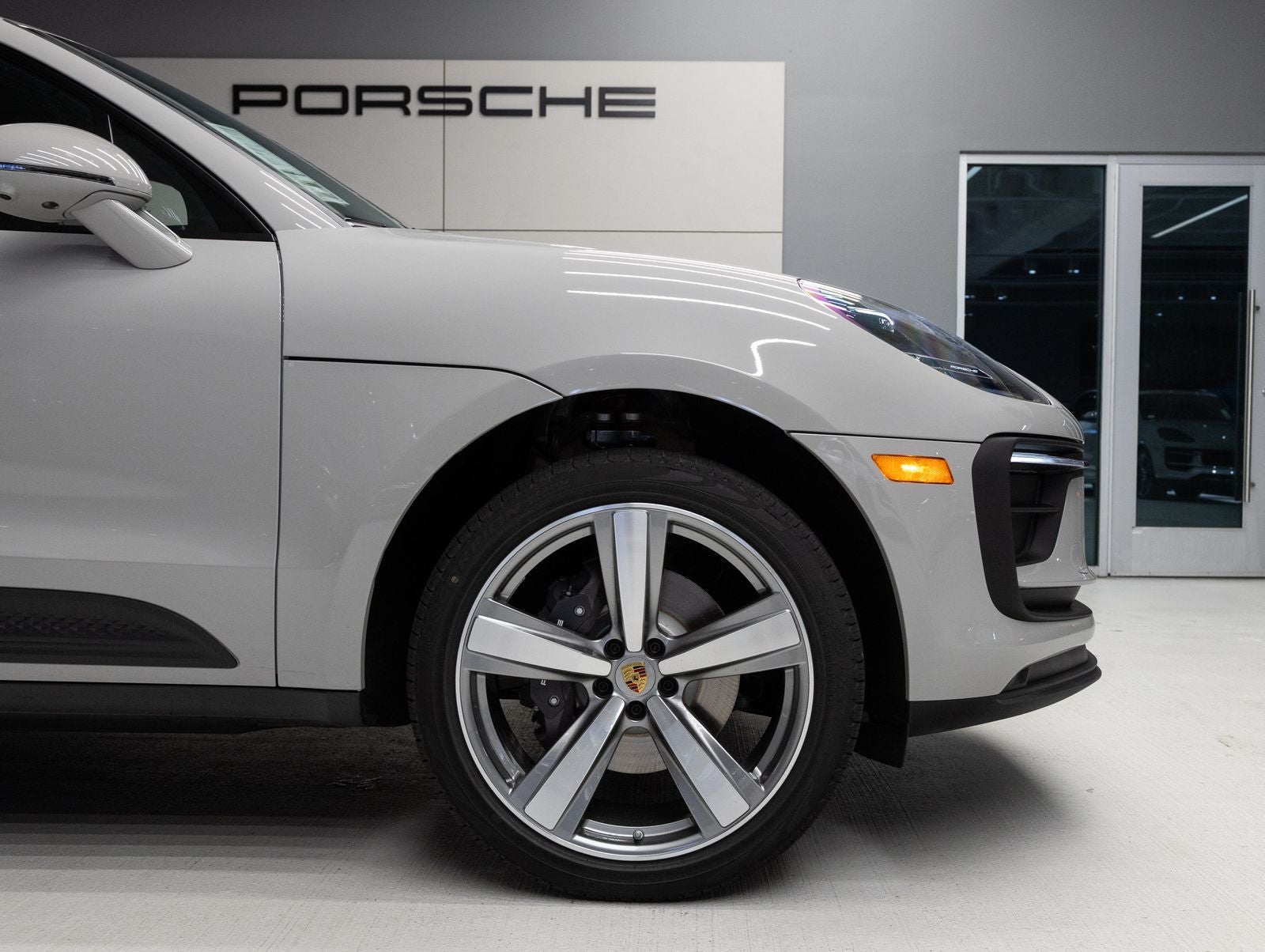 2026 Porsche Macan Macan