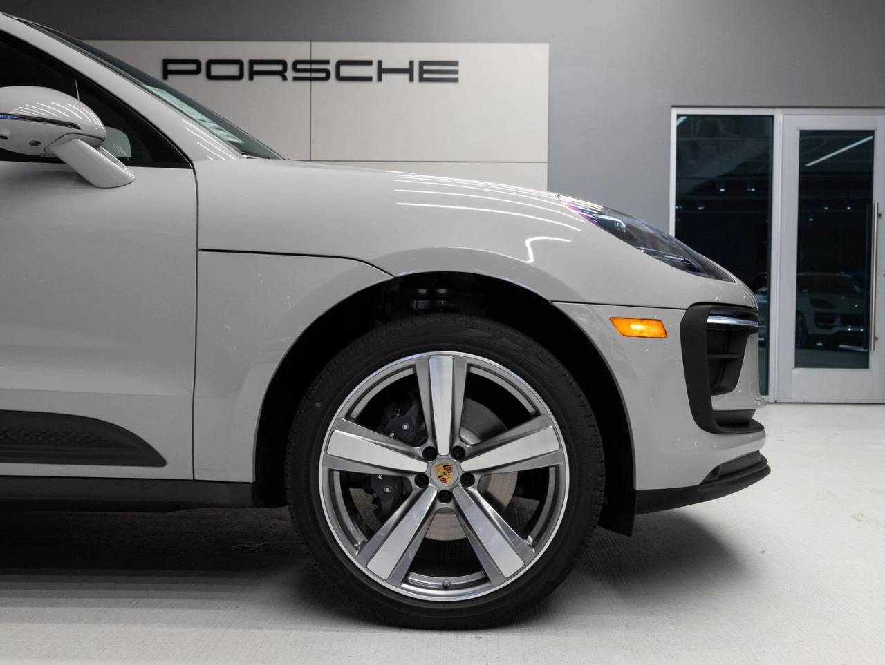 2026 Porsche Macan Macan