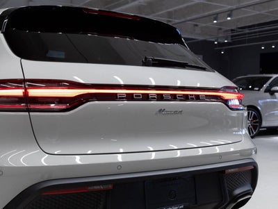 2026 Porsche Macan Macan