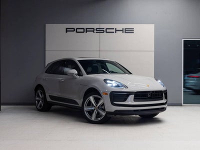 2026 Porsche Macan Macan