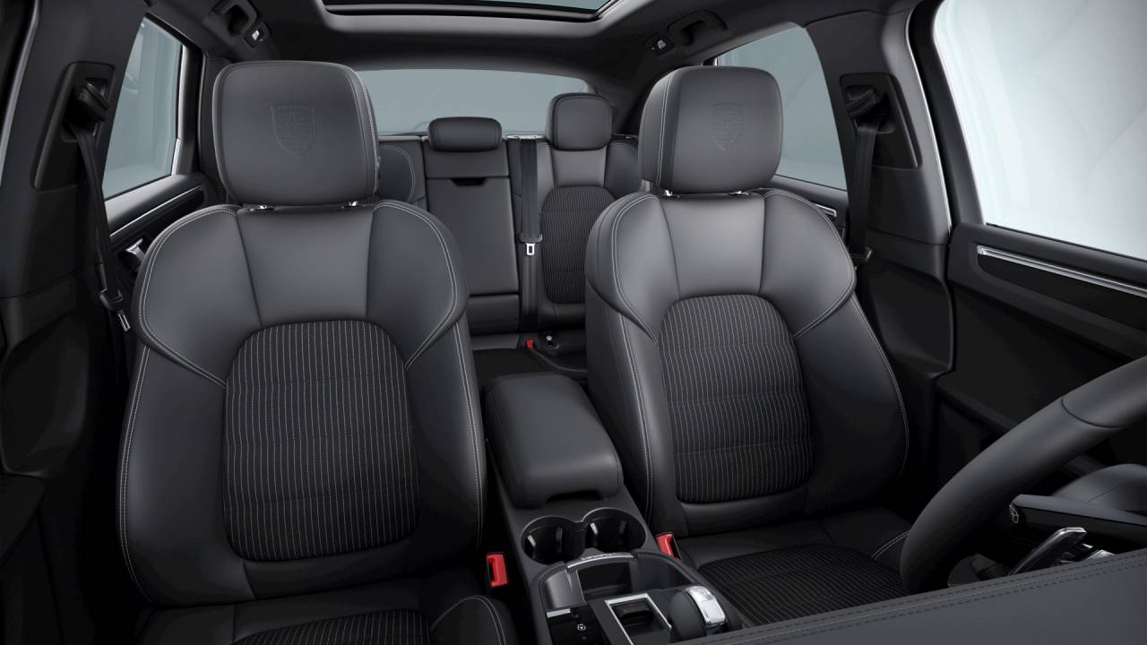 2023 Porsche Macan T