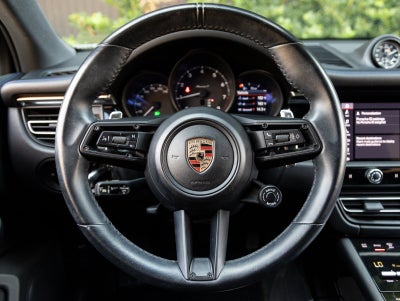 2023 Porsche Macan Macan T