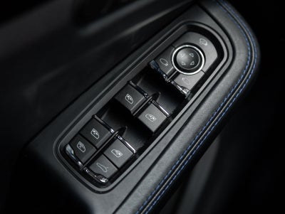 2023 Porsche Macan Macan T