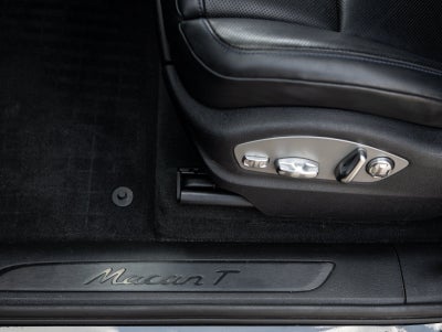 2023 Porsche Macan Macan T