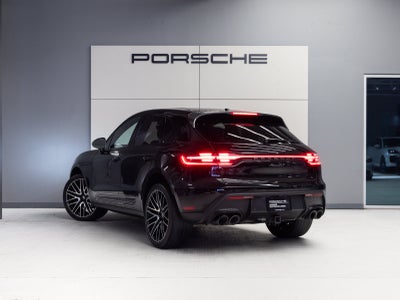 2023 Porsche Macan Macan T