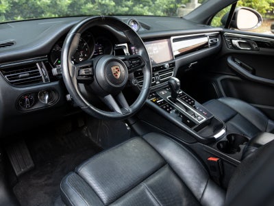 2023 Porsche Macan Macan T