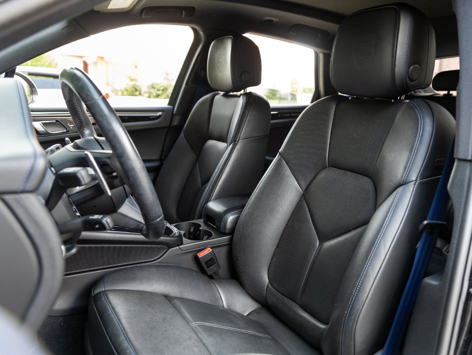 2023 Porsche Macan Macan T