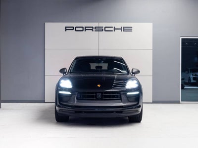 2023 Porsche Macan Macan T