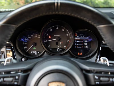 2023 Porsche Macan Macan T