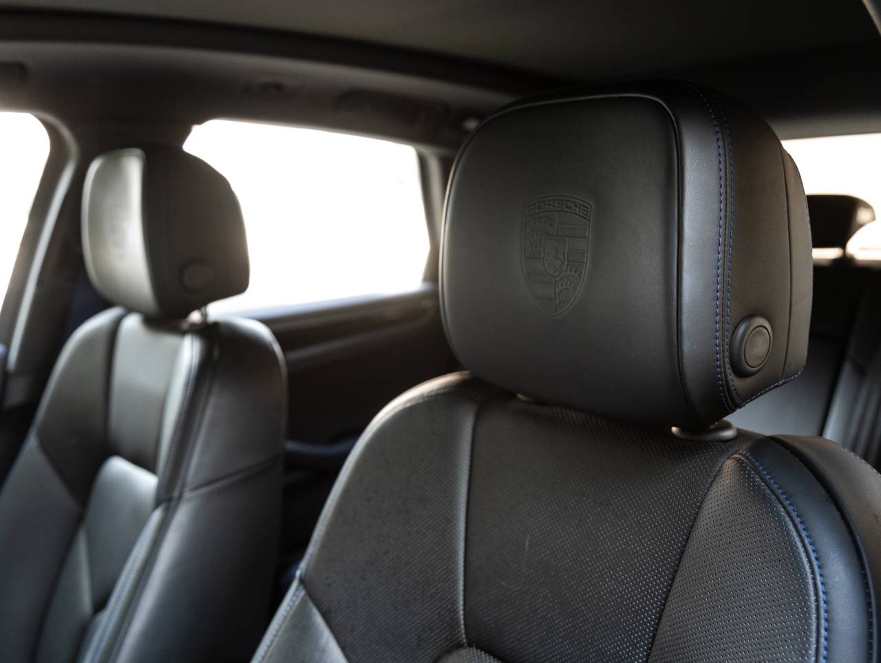 2023 Porsche Macan Macan T