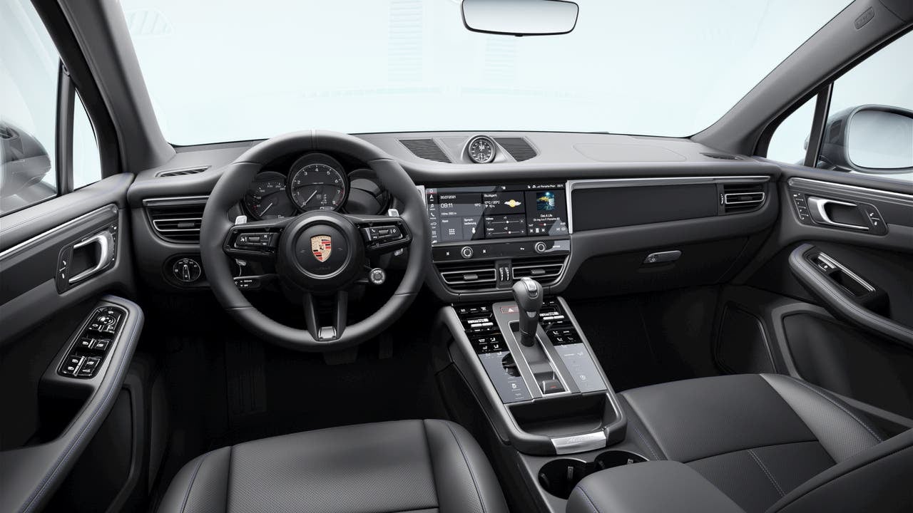 2023 Porsche Macan Macan T