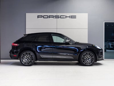2023 Porsche Macan Macan T