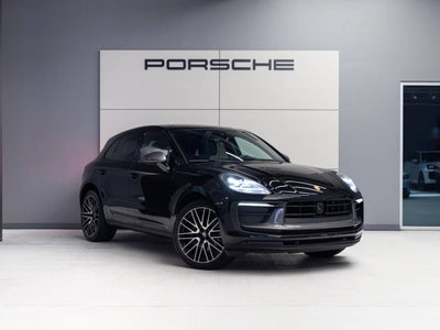 2023 Porsche Macan Macan T