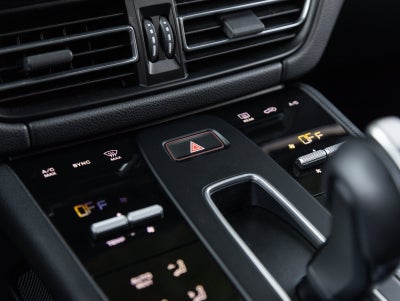 2023 Porsche Macan Macan