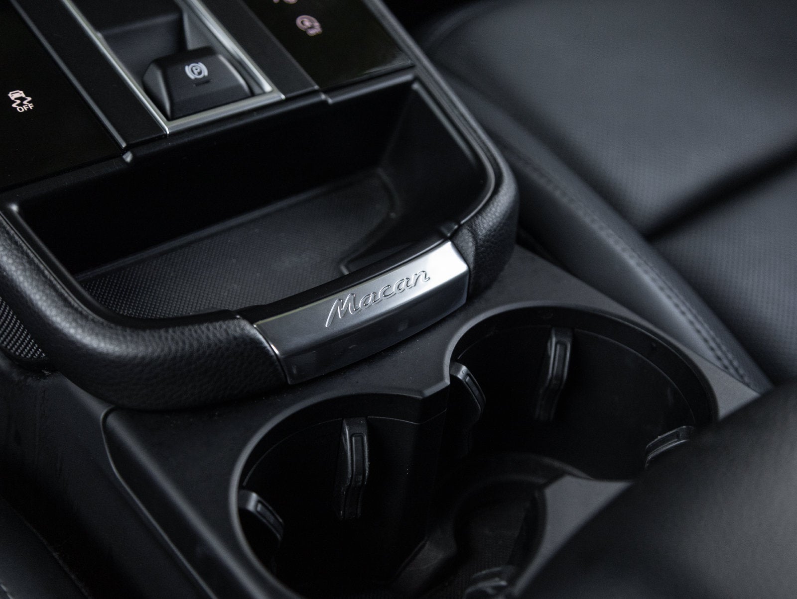 2023 Porsche Macan Macan