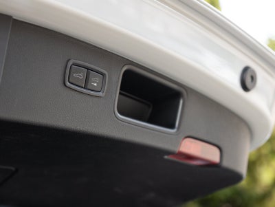 2023 Porsche Macan Macan