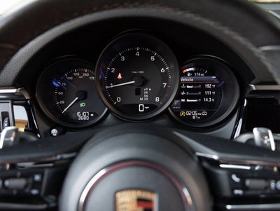 2023 Porsche Macan Macan
