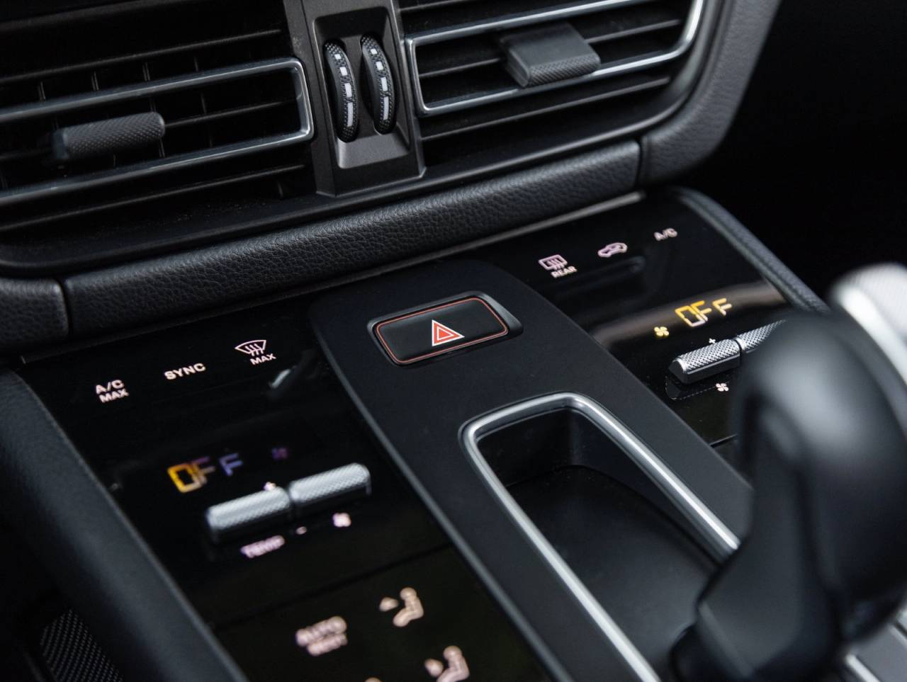 2023 Porsche Macan Macan