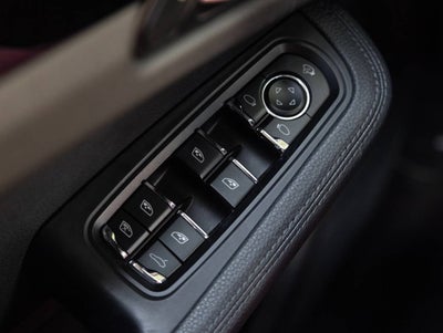 2023 Porsche Macan Macan