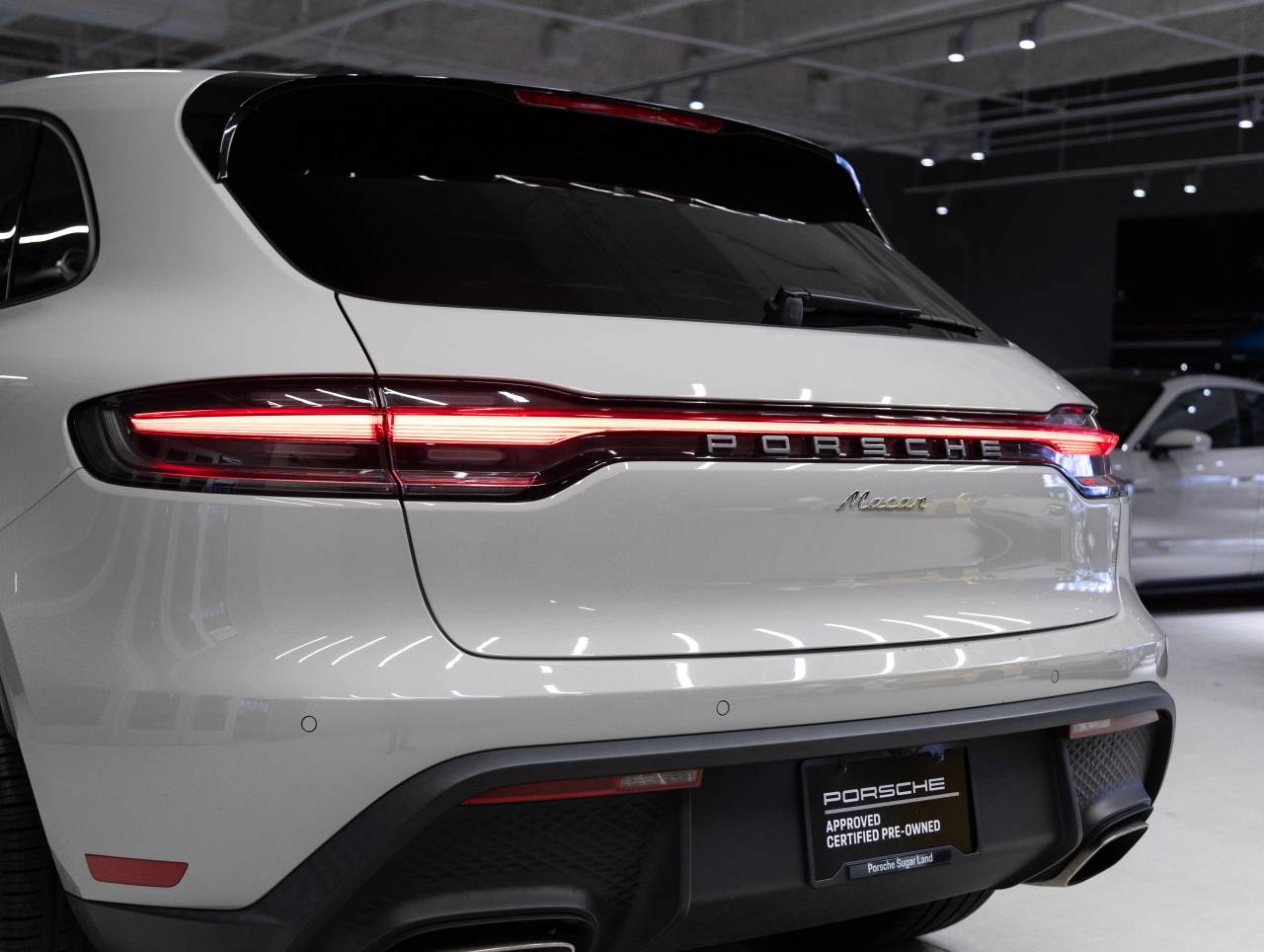 2023 Porsche Macan Macan