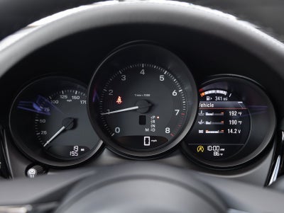 2025 Porsche Macan Macan