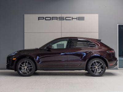 2025 Porsche Macan Macan