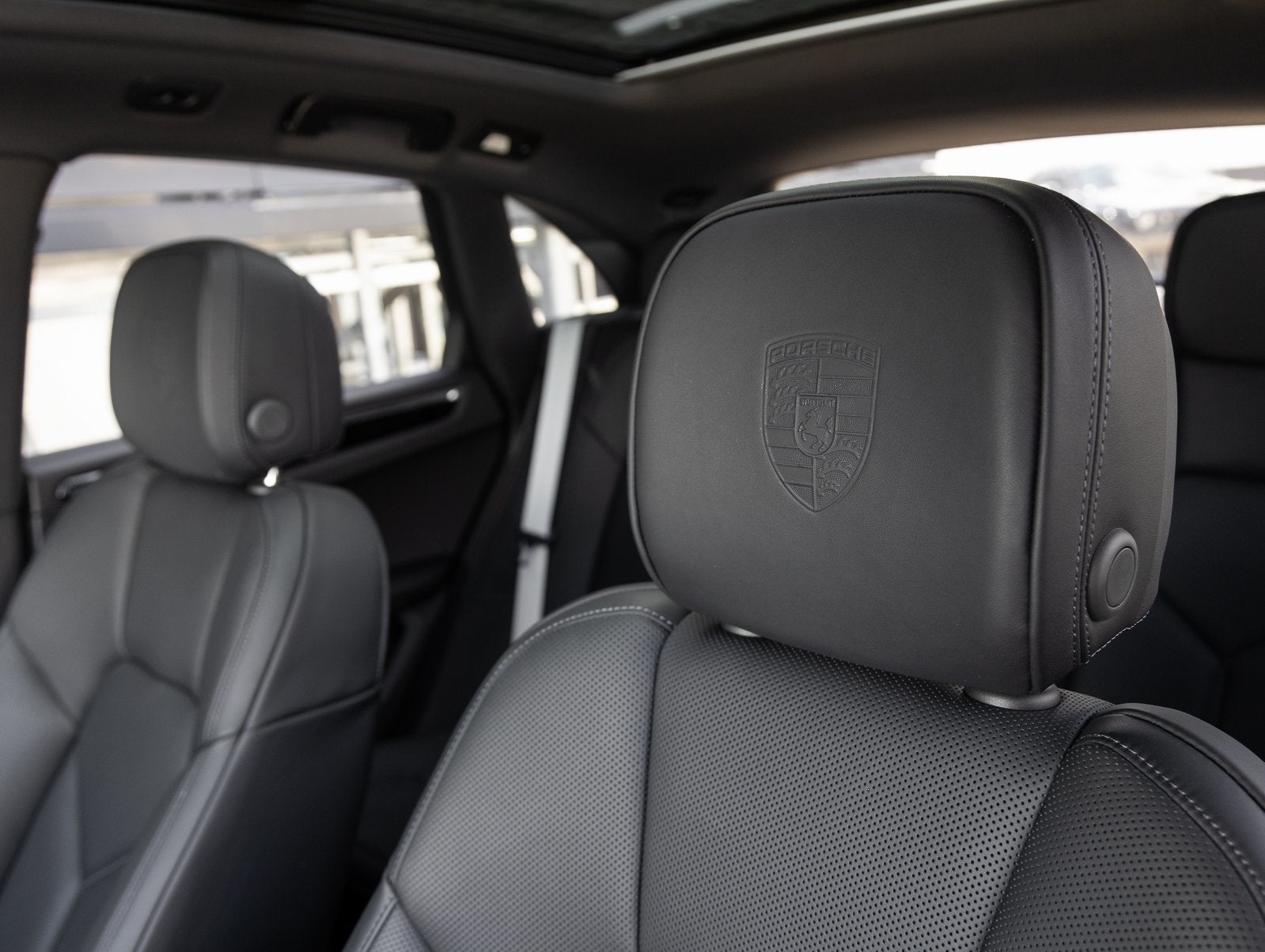 2025 Porsche Macan Macan