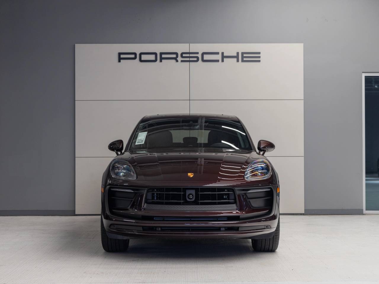 2025 Porsche Macan Macan