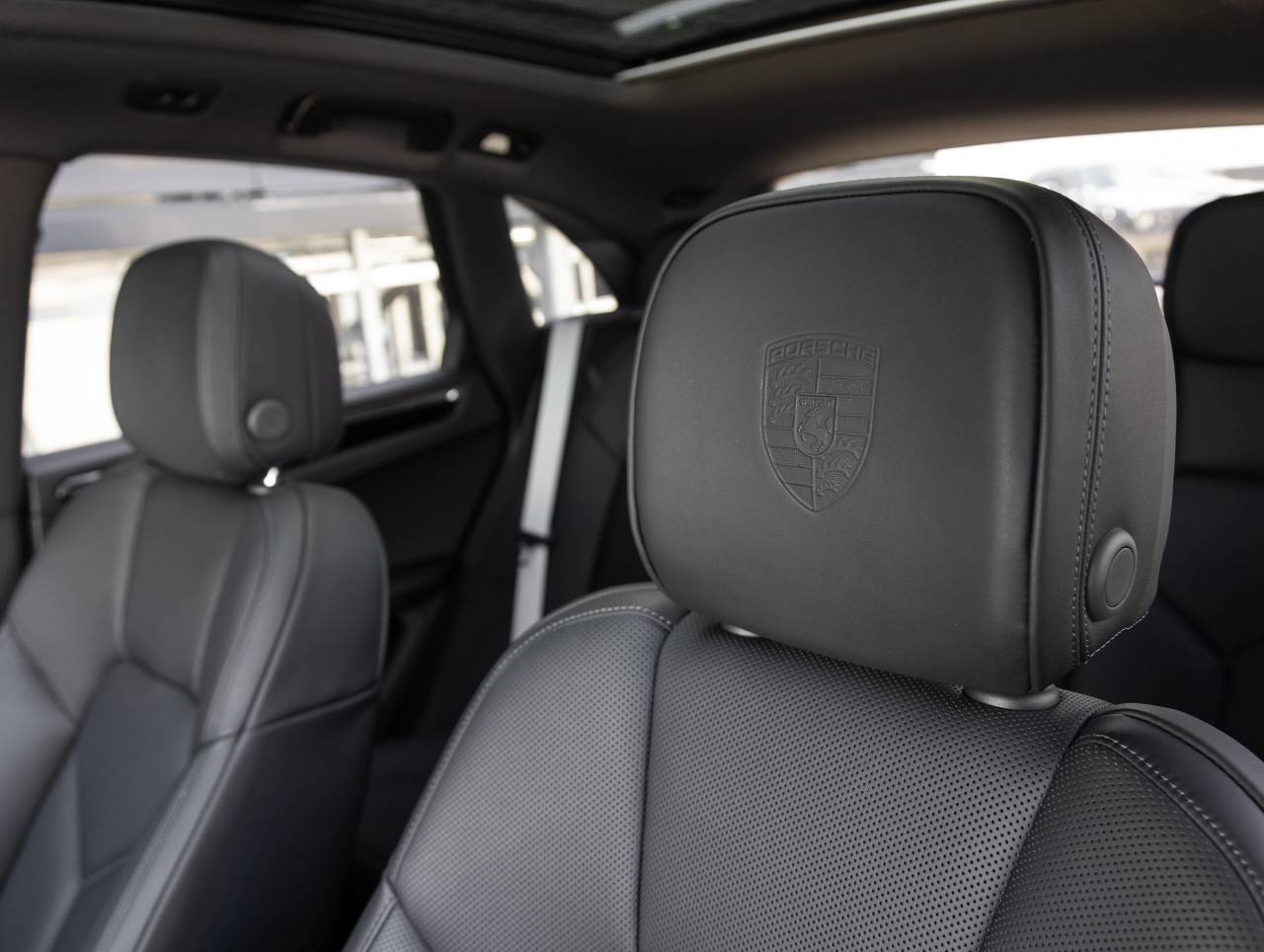 2025 Porsche Macan Macan