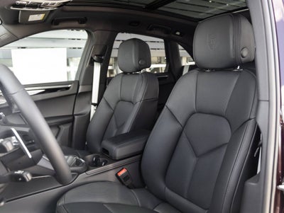 2025 Porsche Macan Macan