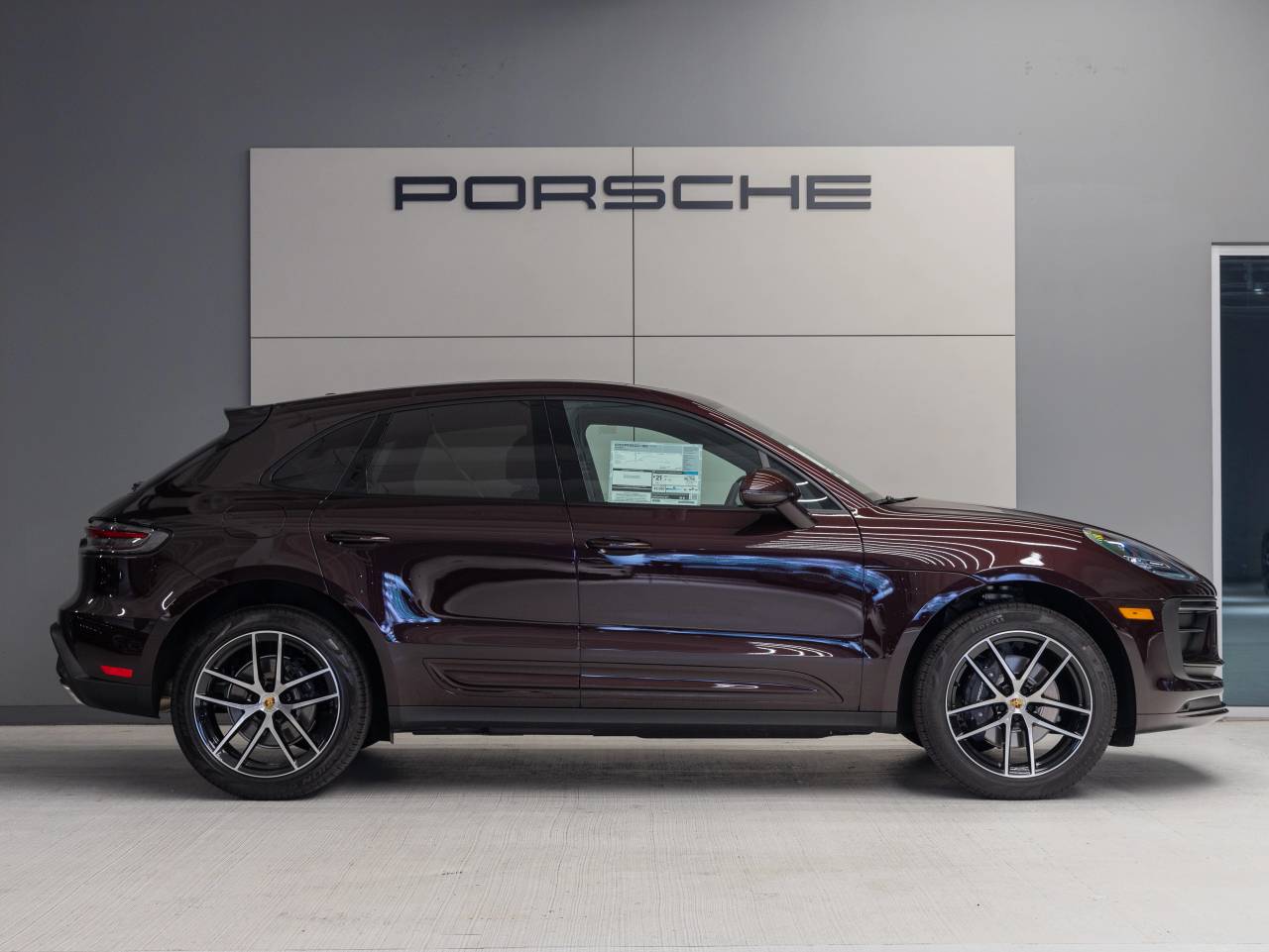 2025 Porsche Macan Macan