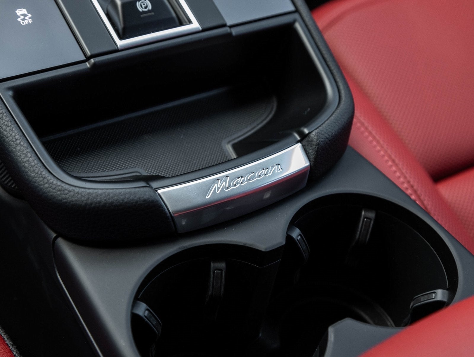 2025 Porsche Macan Macan