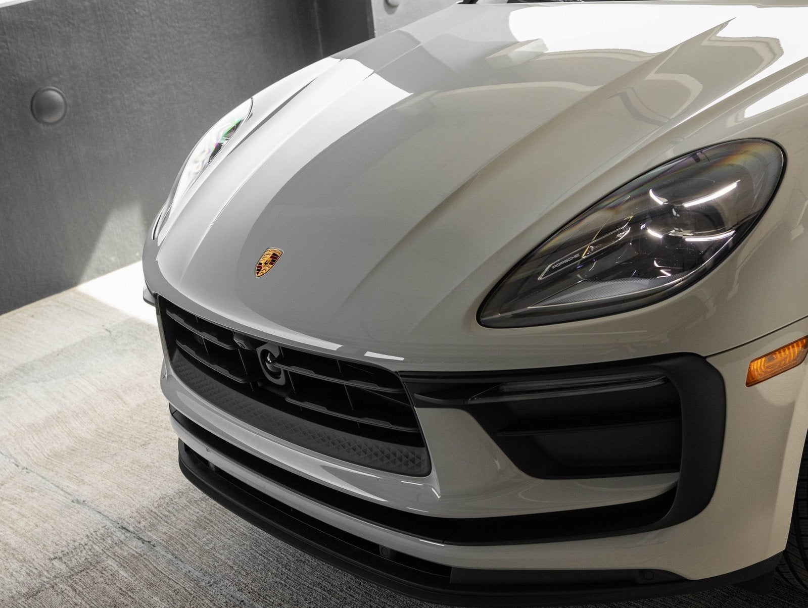 2025 Porsche Macan Macan