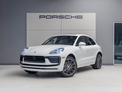 2025 Porsche Macan Macan